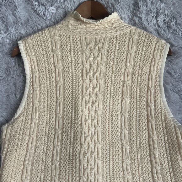 St. John Vest Womens Large Cream Cable Knit Wool Snap Front Ruffle Collar Lined - Picture 16 of 16